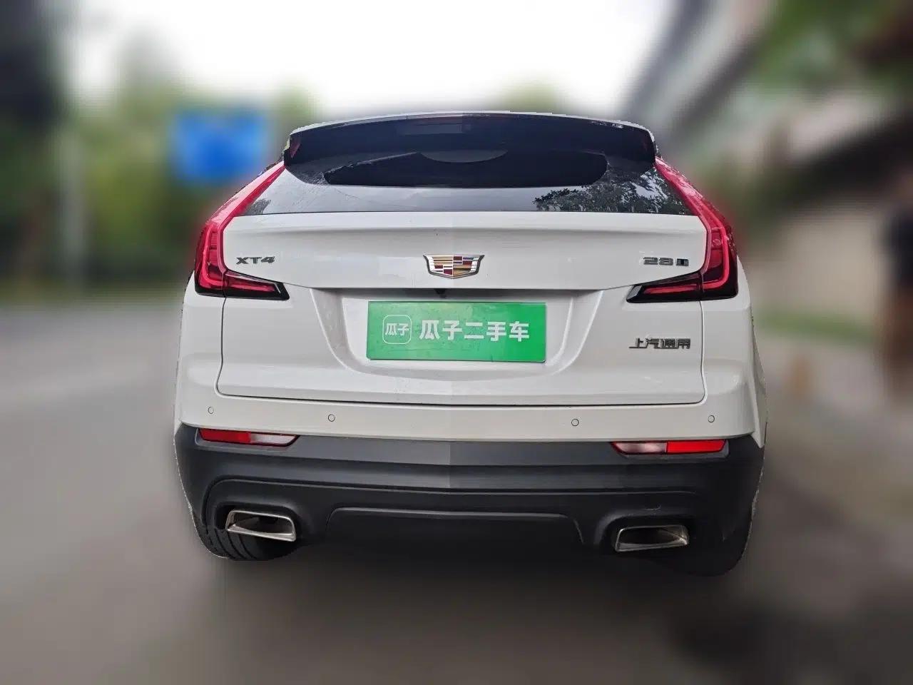 Cadillac XT4 2021 28T Two-Wheel Drive Tech Edition — миниатюра 5