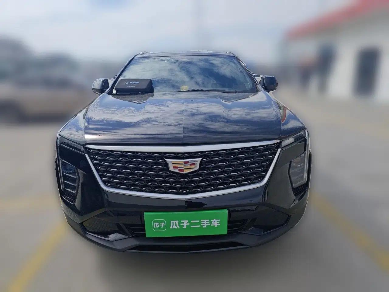Cadillac XT4 2024 Facelift 28T Two-Wheel-Drive Luxury Version — миниатюра 2