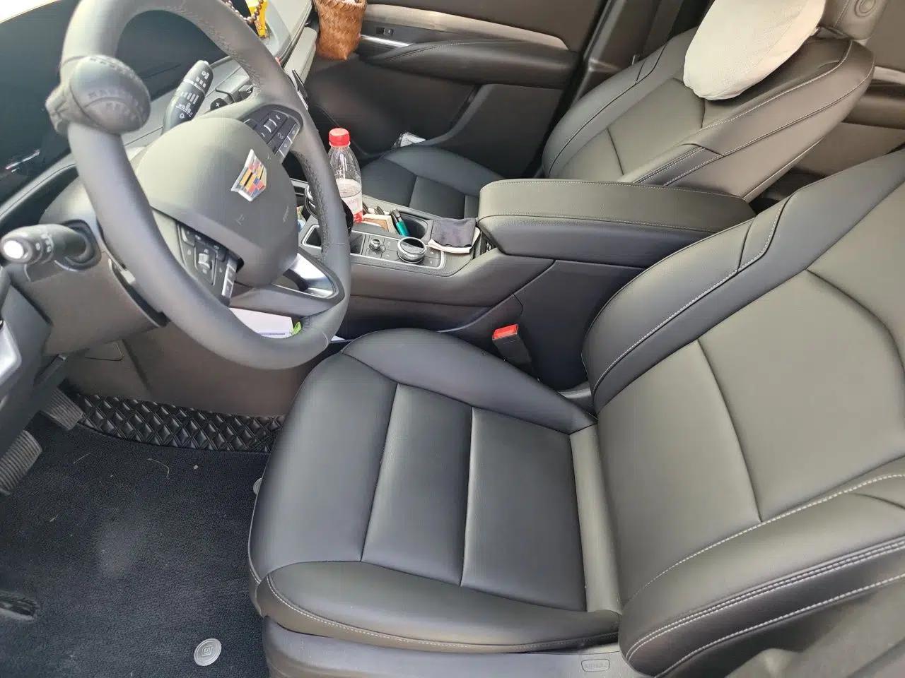 Cadillac XT4 2024 Facelift 28T Two-Wheel-Drive Luxury Version — миниатюра 16