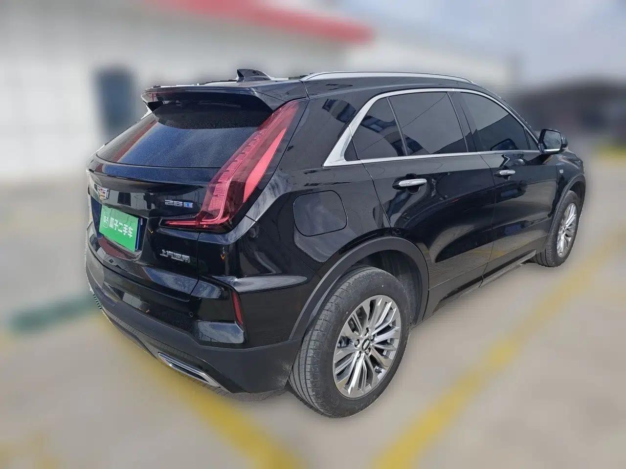 Cadillac XT4 2024 Facelift 28T Two-Wheel-Drive Luxury Version — миниатюра 6