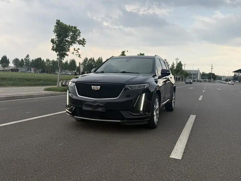 Cadillac XT6 2020 28T Six-Seater Luxury Sporty Enjoy-the-Comfort Safety Edition — миниатюра 1