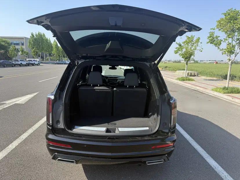 Cadillac XT6 2020 28T Six-Seater Luxury Sporty Enjoy-the-Comfort Safety Edition — миниатюра 21