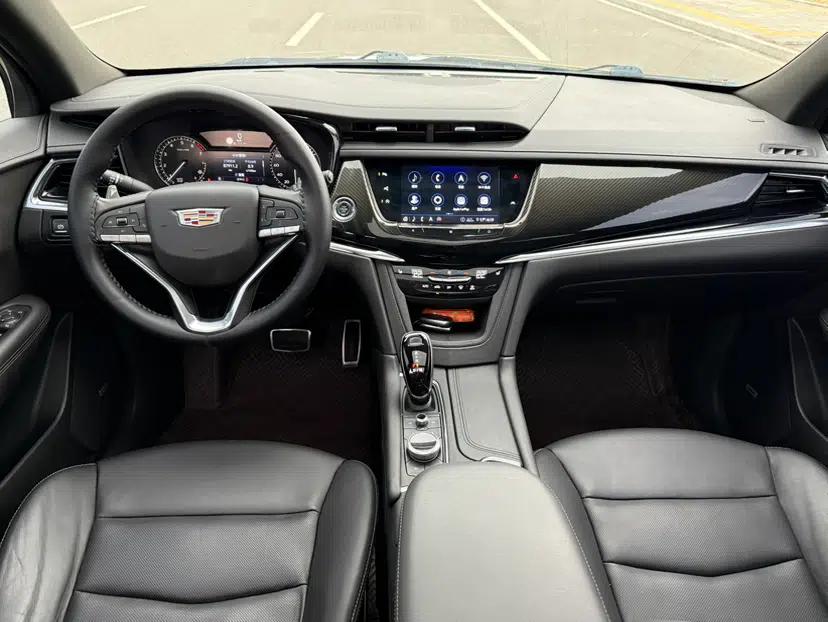 Cadillac XT6 2020 28T Six-Seater Luxury Sporty Enjoy-the-Comfort Safety Edition — миниатюра 31