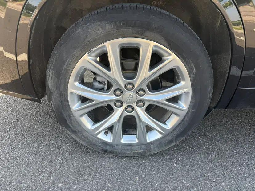 Cadillac XT6 2020 28T Six-Seater Luxury Sporty Enjoy-the-Comfort Safety Edition — миниатюра 6