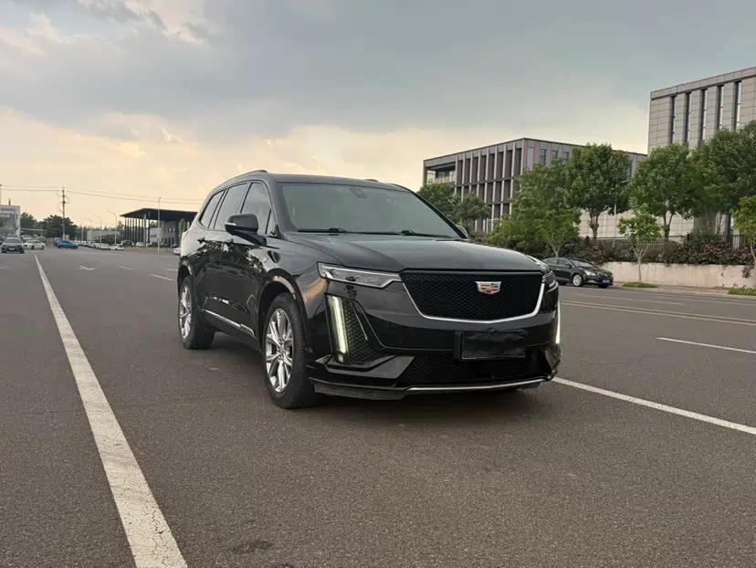 Cadillac XT6 2020 28T Six-Seater Luxury Sporty Enjoy-the-Comfort Safety Edition — миниатюра 7