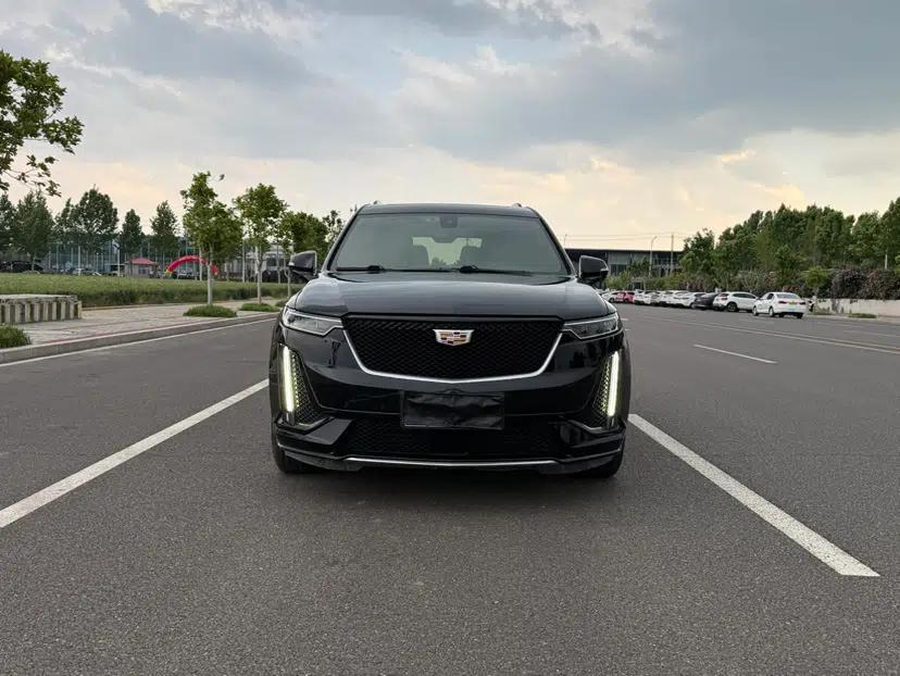Cadillac XT6 2020 28T Six-Seater Luxury Sporty Enjoy-the-Comfort Safety Edition — миниатюра 8