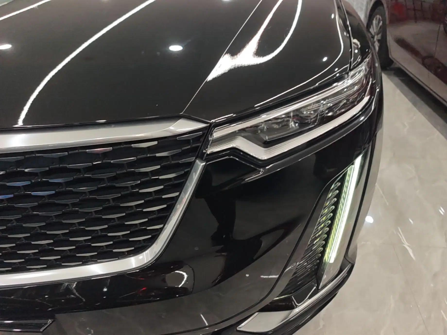 Cadillac XT6 2022 2.0T Six-Seater Two-Wheel-Drive Luxury Version — миниатюра 9