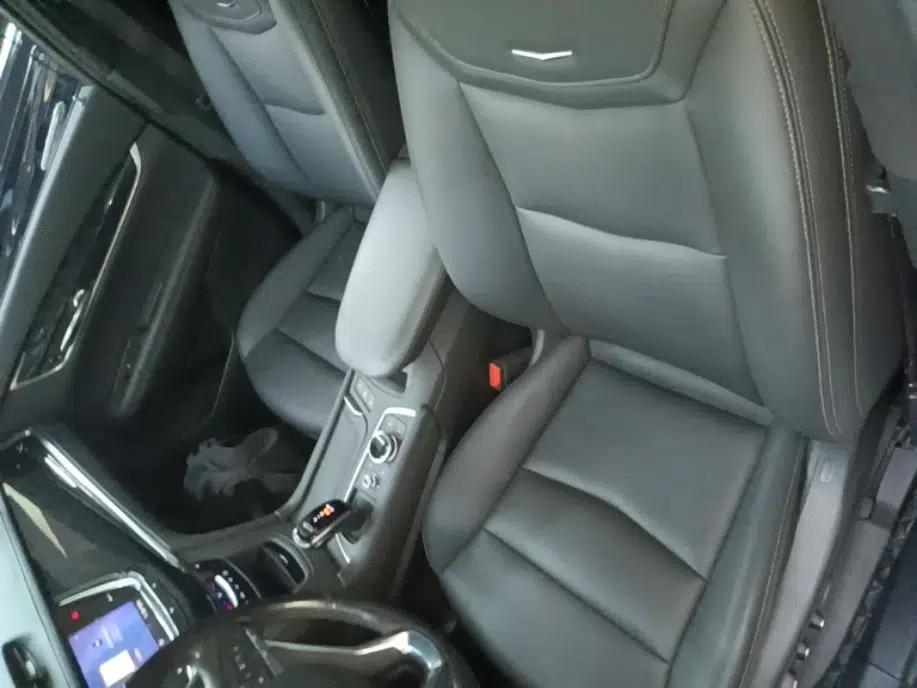 Cadillac XT6 2021 2.0T 6-Seater Two-Wheel Drive Luxury Version — миниатюра 17
