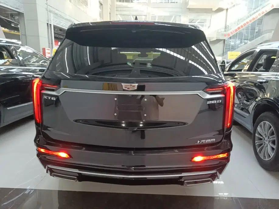 Cadillac XT6 2021 2.0T 6-Seater Two-Wheel Drive Luxury Version — миниатюра 3