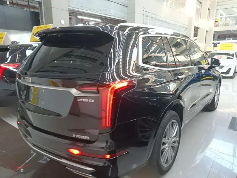 Cadillac XT6 2021 2.0T 6-Seater Two-Wheel Drive Luxury Version — миниатюра 4