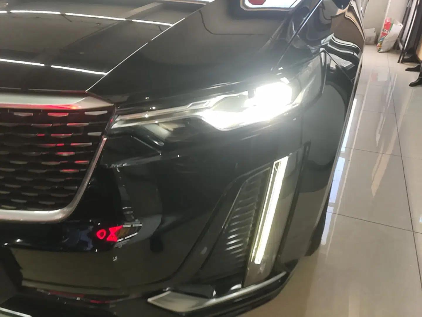 Cadillac XT6 2021 28T Six-Seater Four-Wheel-Drive Fashion Edition — миниатюра 9