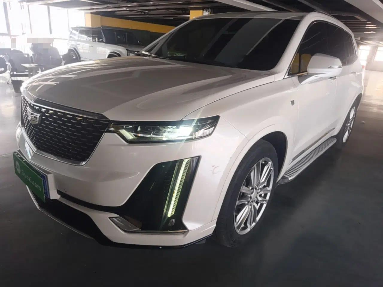 Cadillac XT6 2022 2.0T 7-Seater Two-Wheel Drive Luxury Version — миниатюра 1