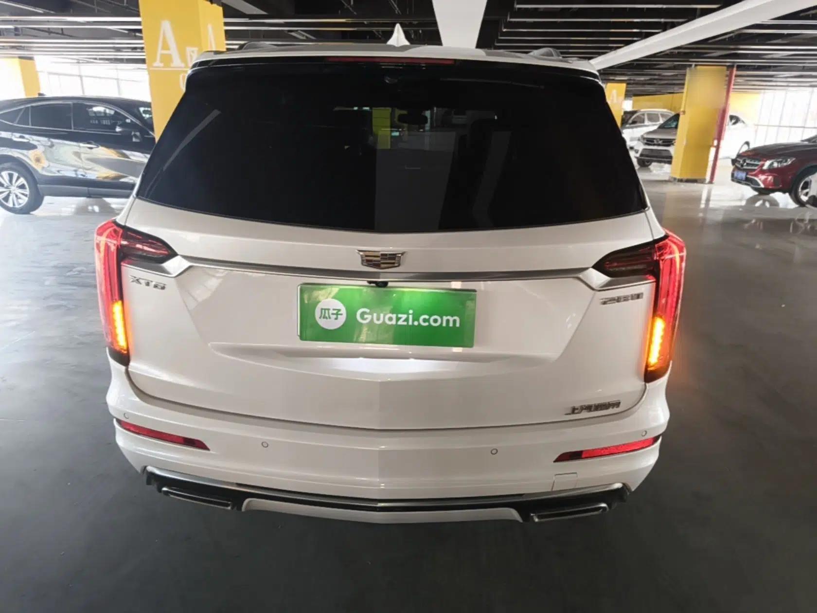 Cadillac XT6 2022 2.0T 7-Seater Two-Wheel Drive Luxury Version — миниатюра 5