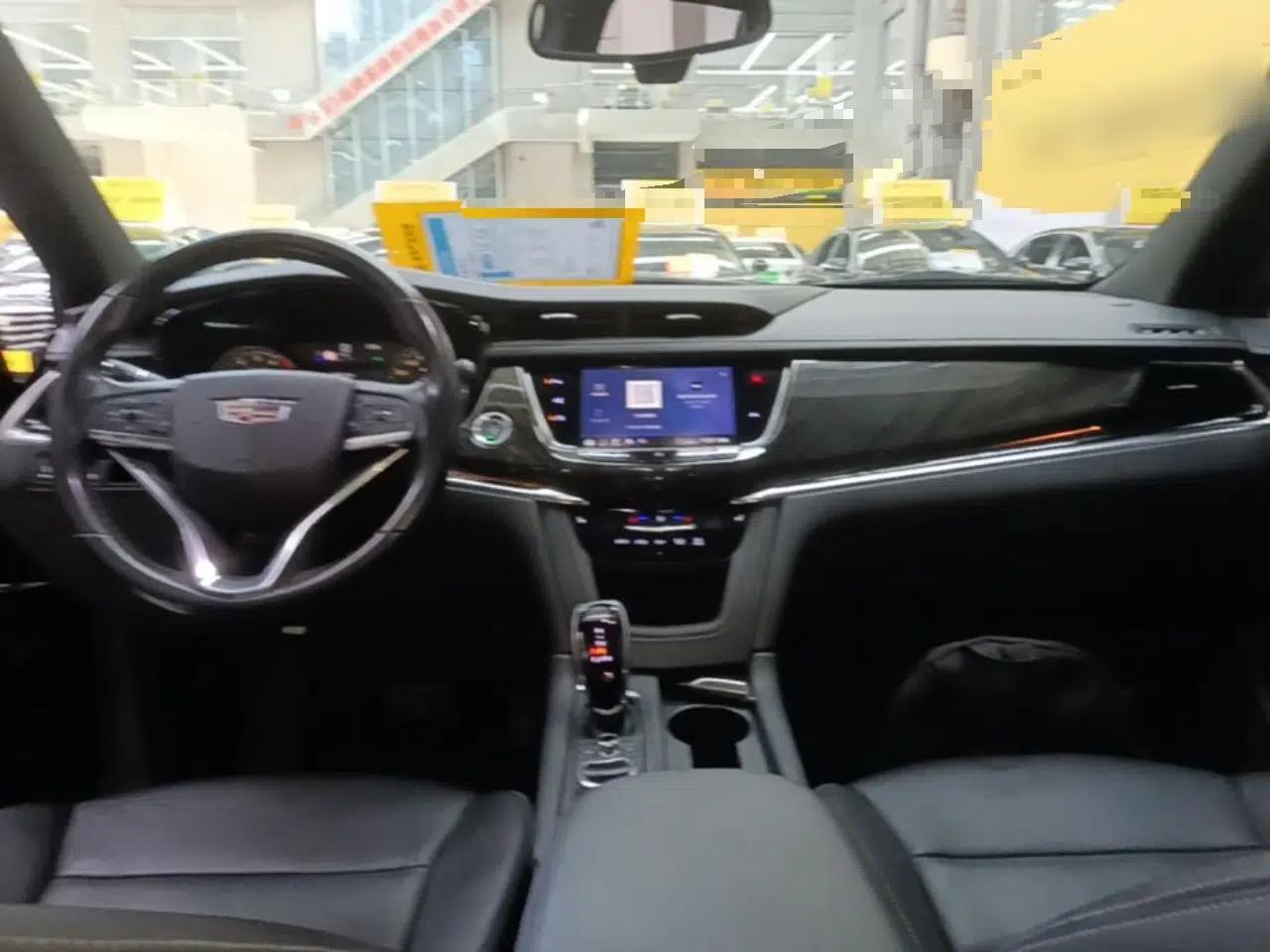 Cadillac XT6 2020 28T Six-Seater Luxury Sporty Enjoy-the-Comfort Safety Edition — миниатюра 12