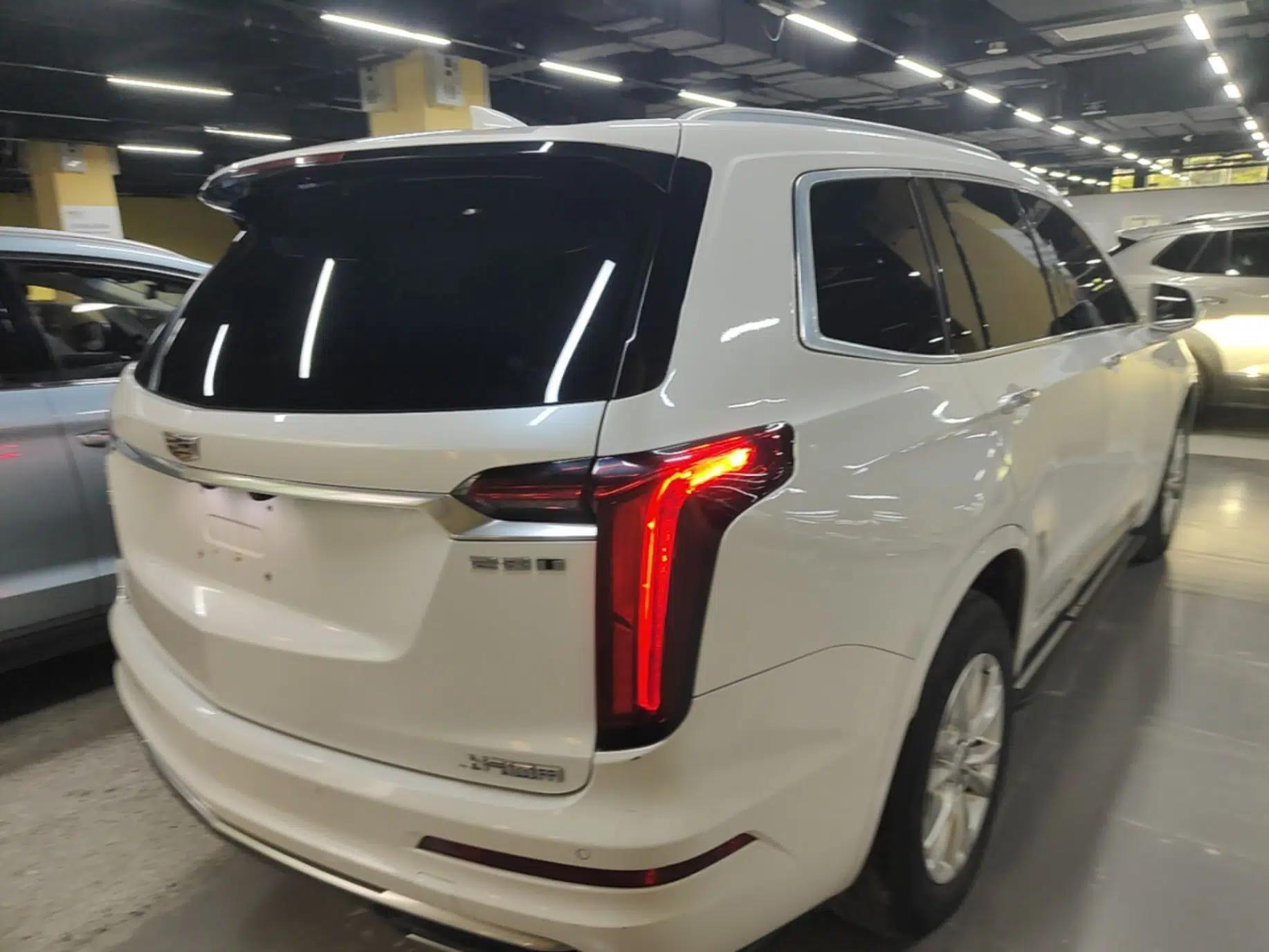 Cadillac XT6 2020 28T 7-Seater Four-Wheel Drive Luxury Version — миниатюра 6