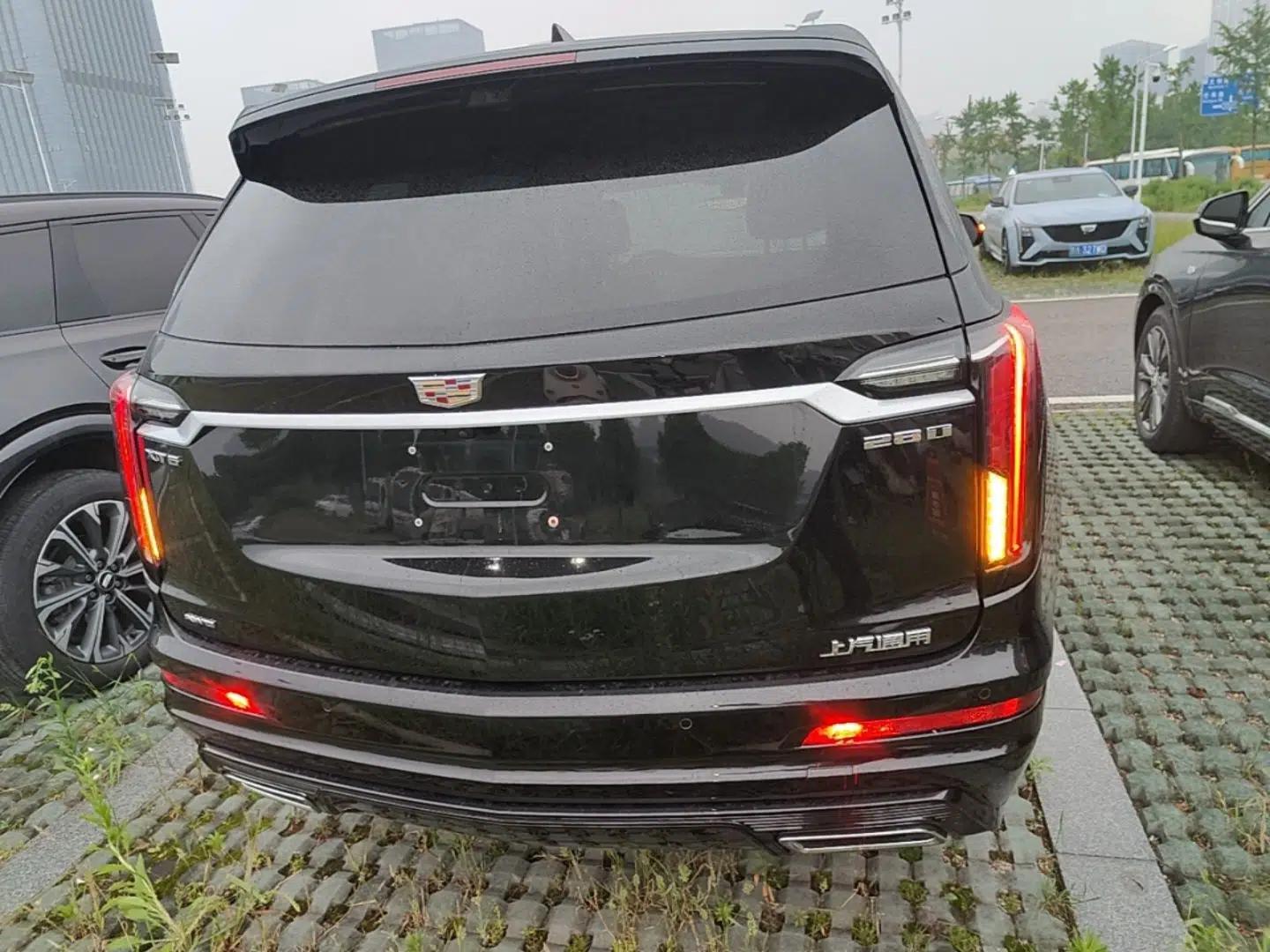 Cadillac XT6 2020 Revised Version 28T 6-Seater Four-Wheel Drive Platinum Sport Edition — миниатюра 3