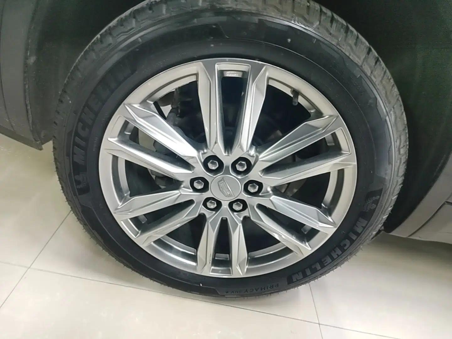 Cadillac XT6 2021 2.0T Six-Seater Four-Wheel-Drive Luxury Version — миниатюра 10