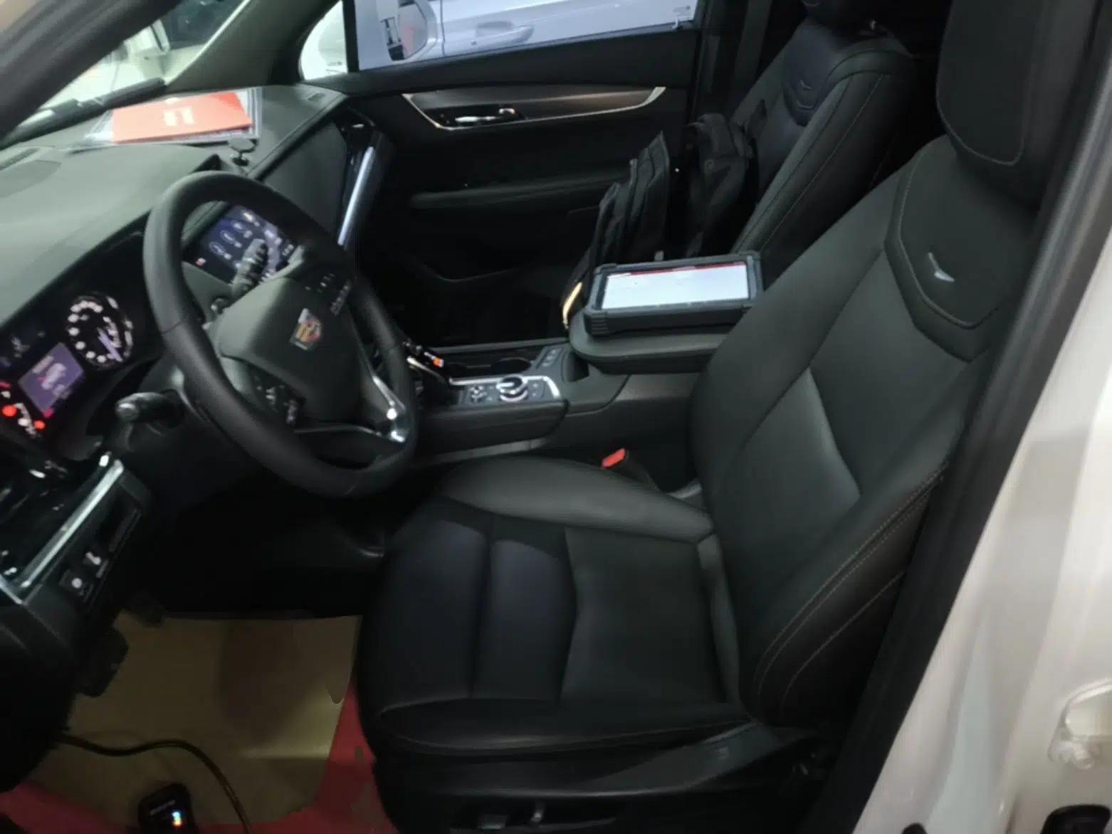 Cadillac XT6 2020 28T Seven-Seater Fashion Edition — миниатюра 17