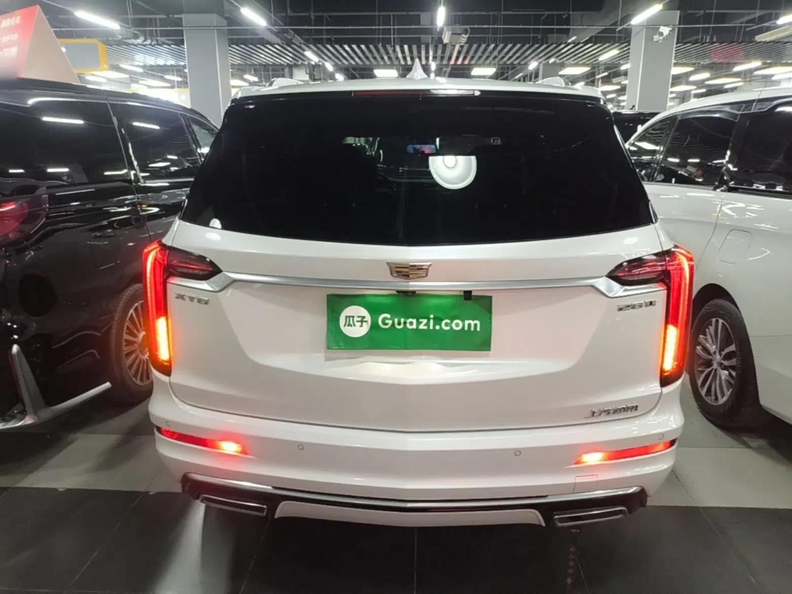 Cadillac XT6 2020 28T Seven-Seater Fashion Edition — миниатюра 3