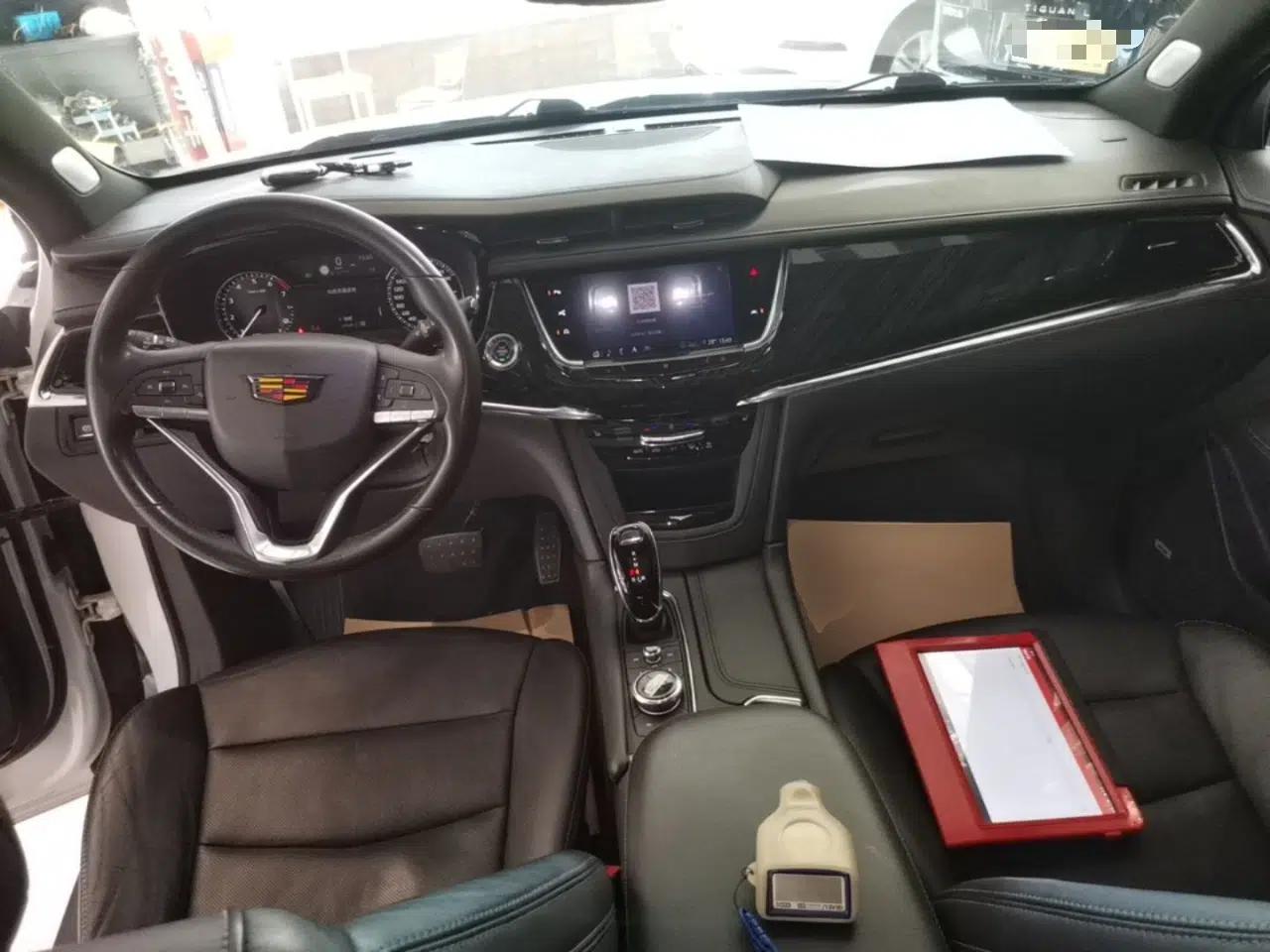 Cadillac XT6 2020 28T Six-Seater Four-Wheel-Drive Luxury Version — миниатюра 13