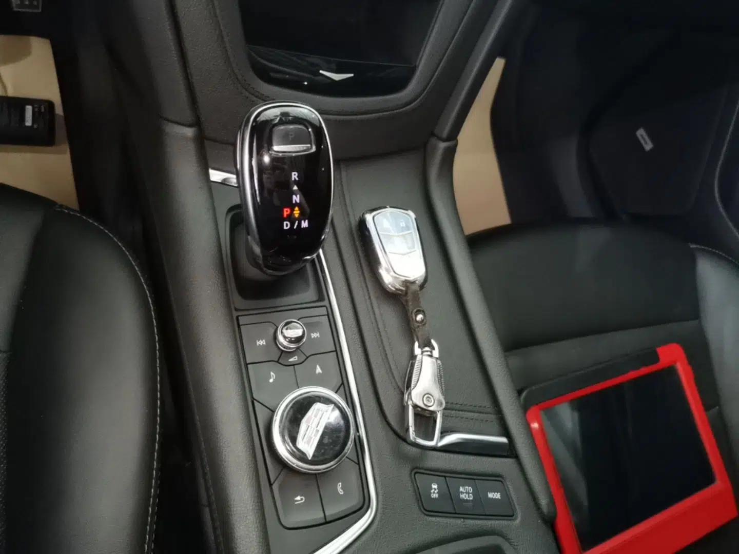 Cadillac XT6 2020 28T Six-Seater Four-Wheel-Drive Luxury Version — миниатюра 17