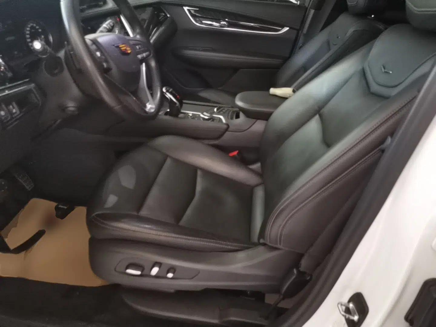 Cadillac XT6 2020 28T Six-Seater Four-Wheel-Drive Luxury Version — миниатюра 18
