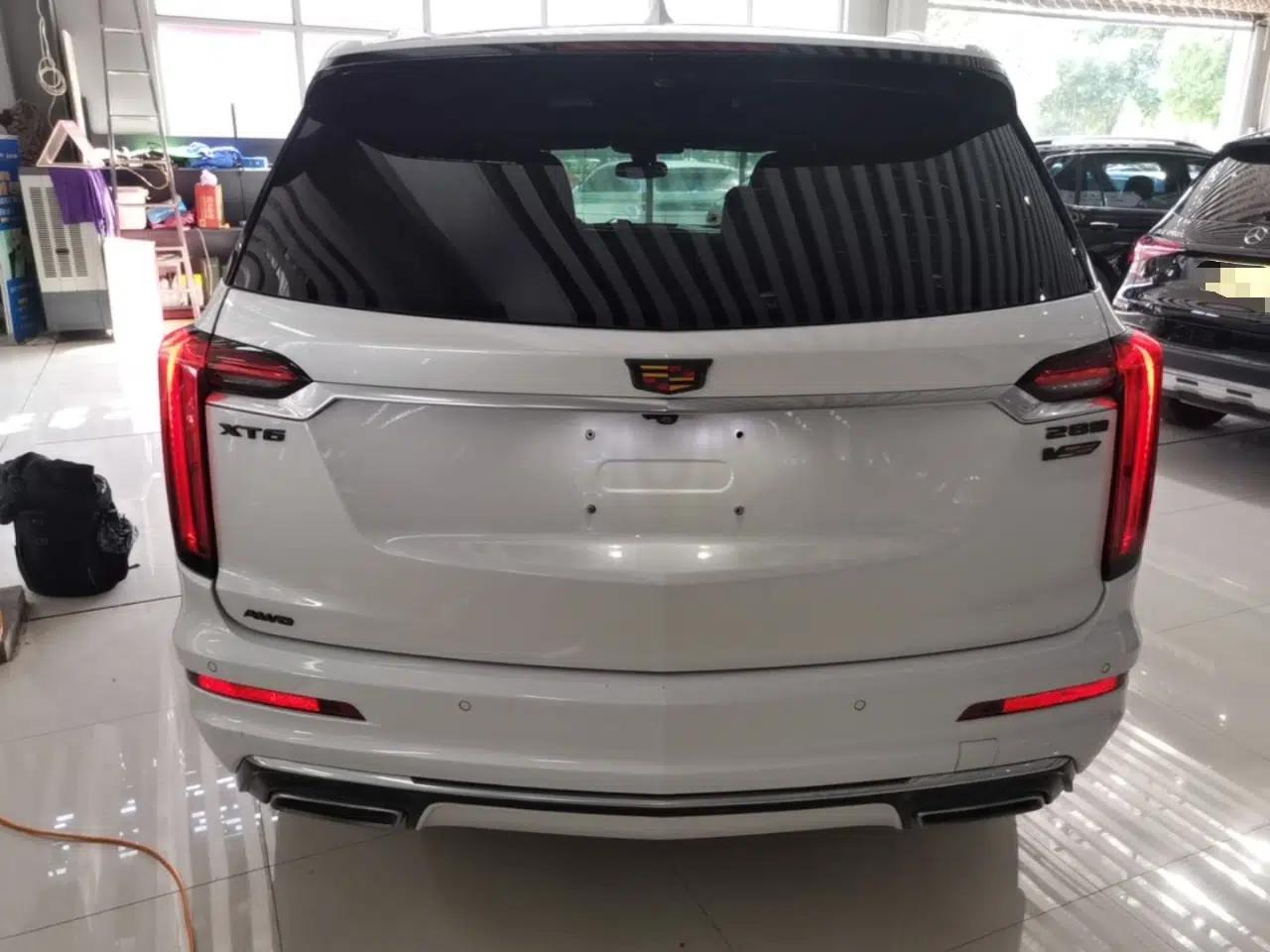 Cadillac XT6 2020 28T Six-Seater Four-Wheel-Drive Luxury Version — миниатюра 5