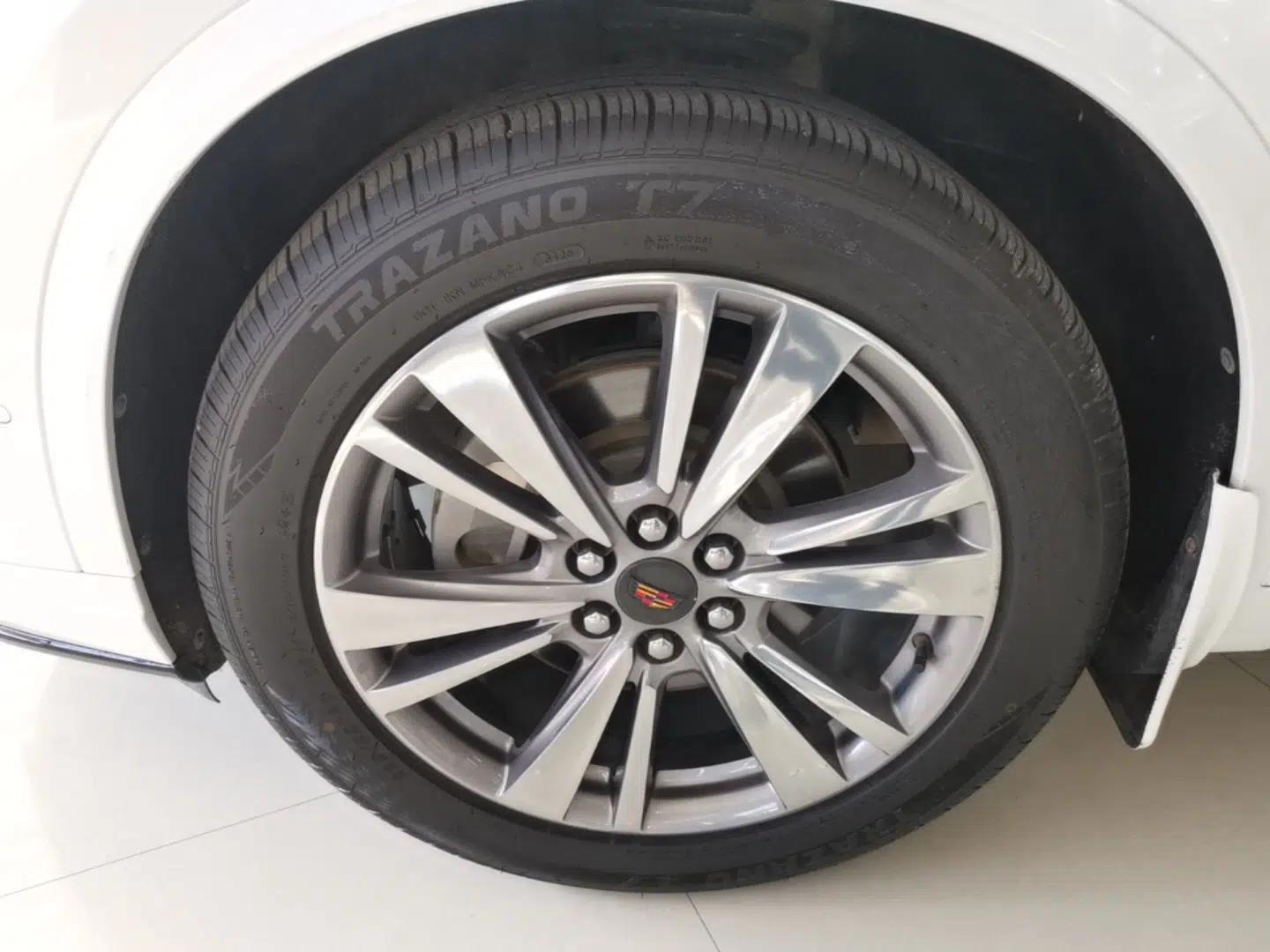 Cadillac XT6 2020 28T Six-Seater Four-Wheel-Drive Luxury Version — миниатюра 8