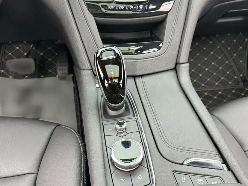 Cadillac XT6 2020 28T Seven-Seater Fashion Edition — миниатюра 18