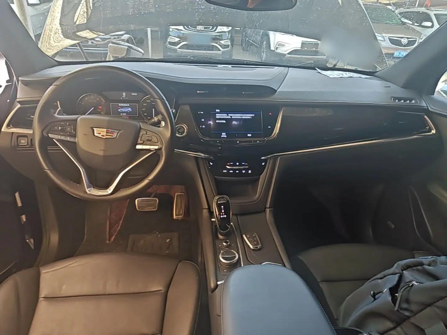 Cadillac XT6 2020 28T Six-Seater Luxury Sporty Enjoy-the-Comfort Safety Edition — миниатюра 13