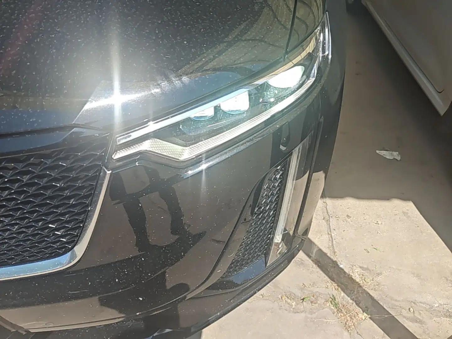 Cadillac XT6 2020 28T Six-Seater Luxury Sporty Enjoy-the-Comfort Safety Edition — миниатюра 9