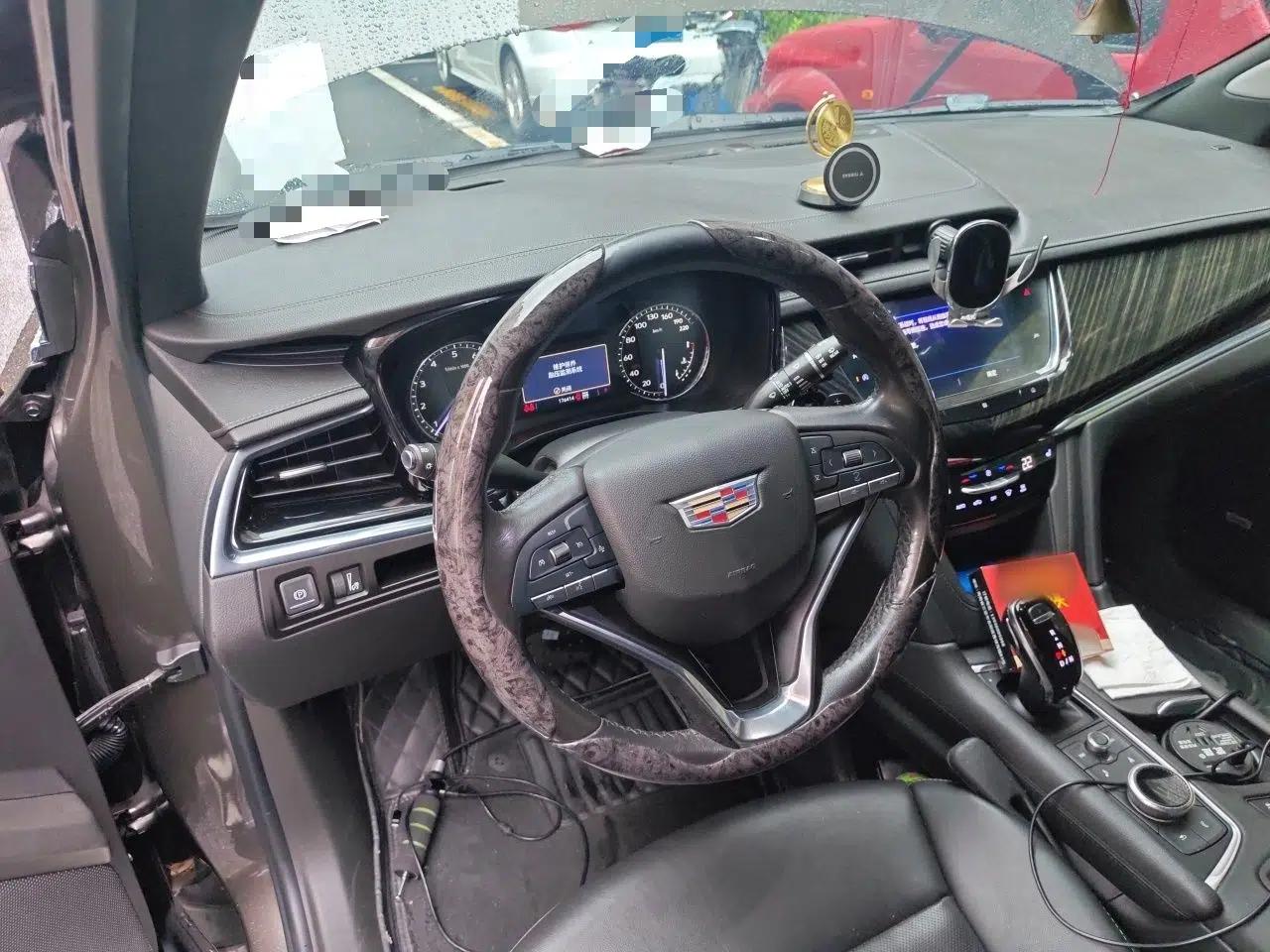 Cadillac XT6 2020 28T Six-Seater Four-Wheel-Drive Luxury Version with Premium Sound System — миниатюра 10