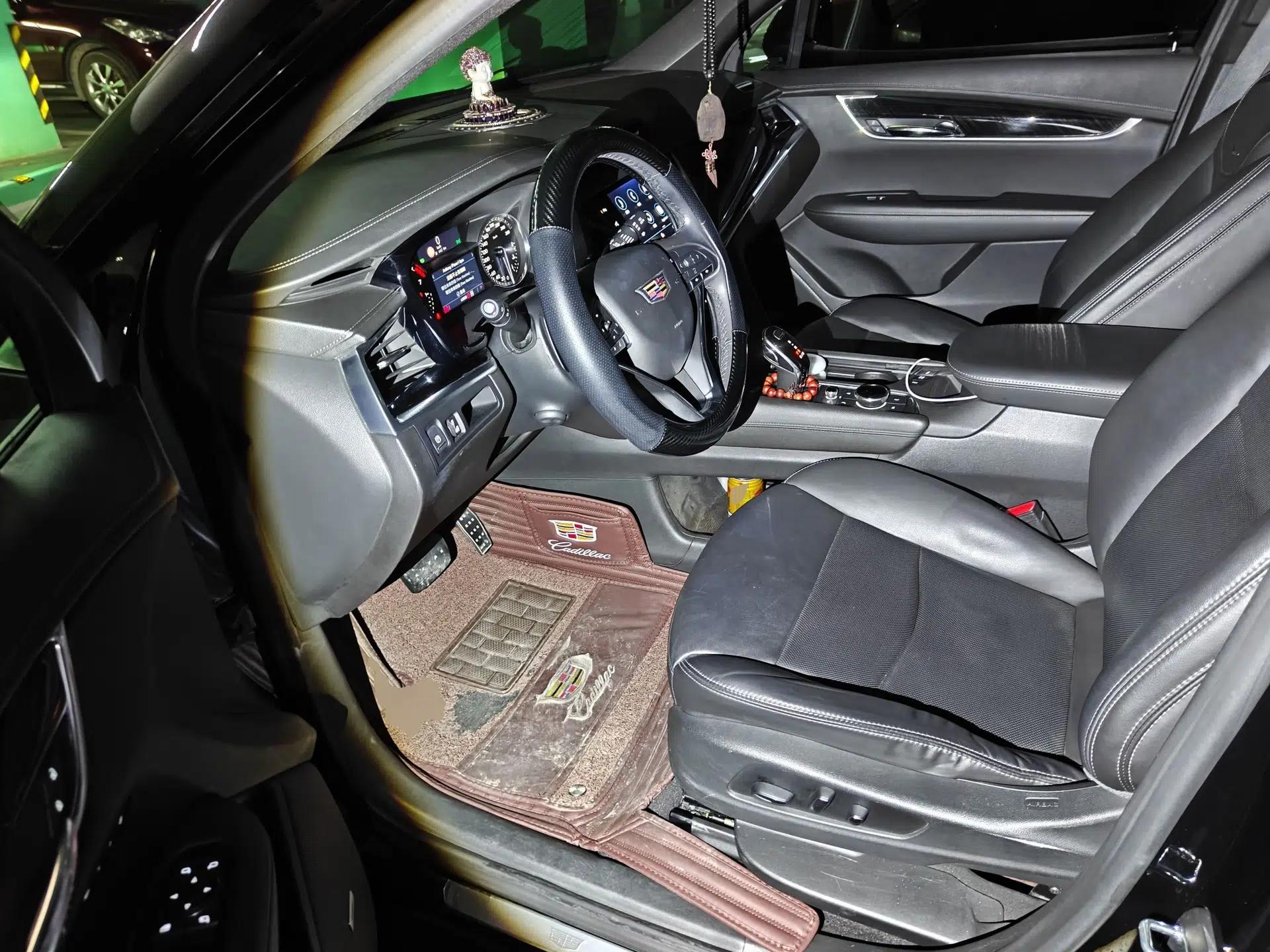 Cadillac XT6 2020 28T Six-Seater Four-Wheel-Drive Luxury Version — миниатюра 16