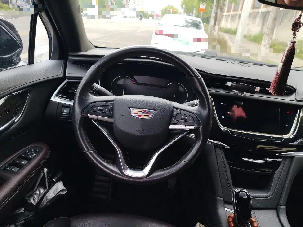 Cadillac XT6 2021 2.0T Six-Seater Four-Wheel-Drive Luxury Version — миниатюра 11
