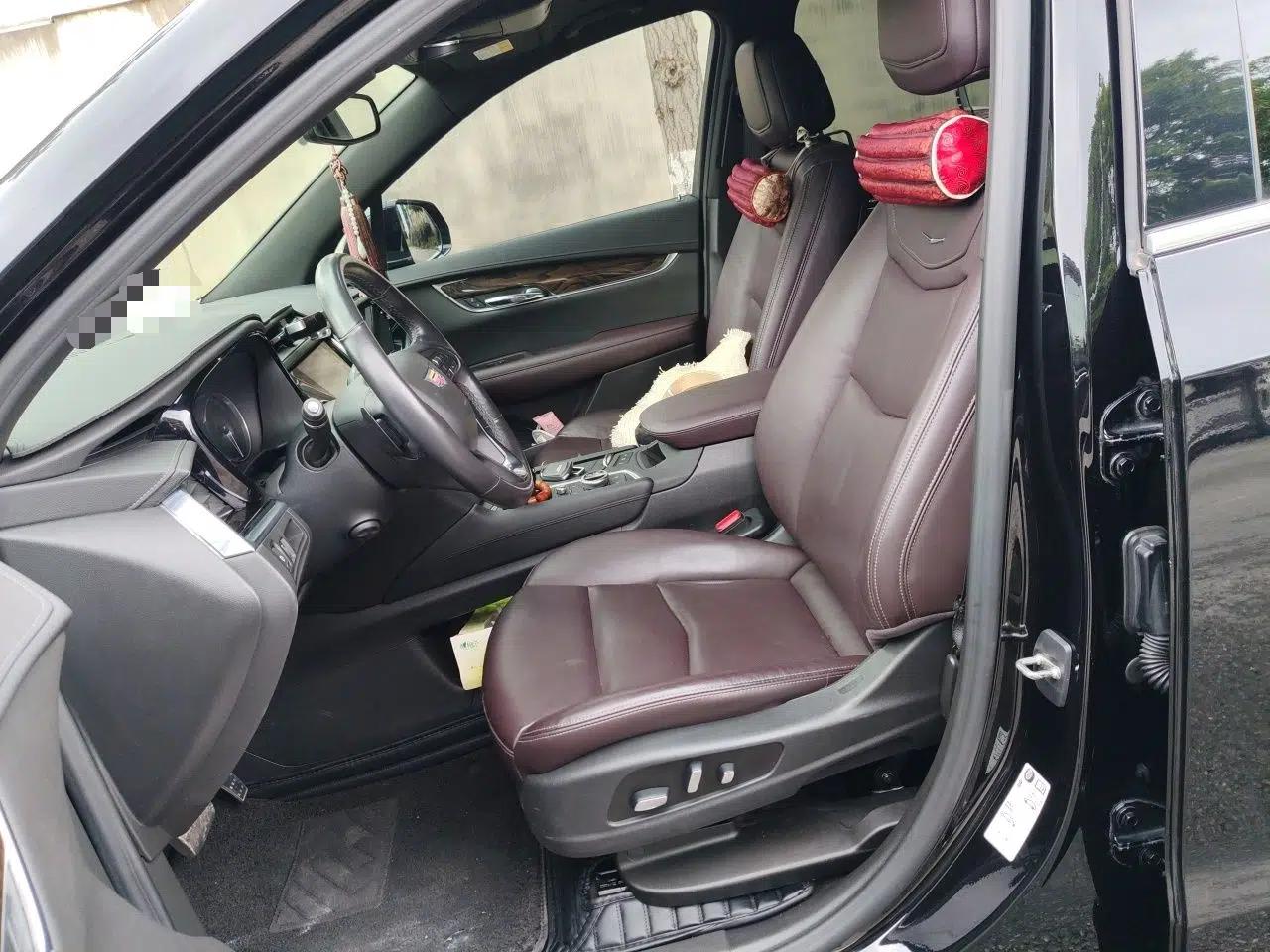 Cadillac XT6 2021 2.0T Six-Seater Four-Wheel-Drive Luxury Version — миниатюра 16