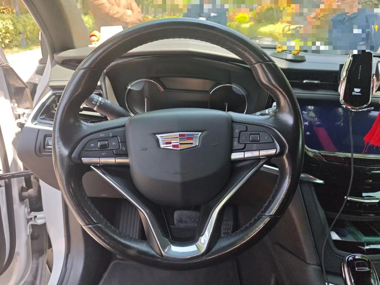 Cadillac XT6 2020 28T Seven-Seater Luxury Version — миниатюра 11