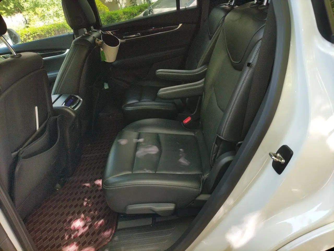 Cadillac XT6 2021 2.0T Six-Seater Four-Wheel-Drive Luxury Version — миниатюра 18