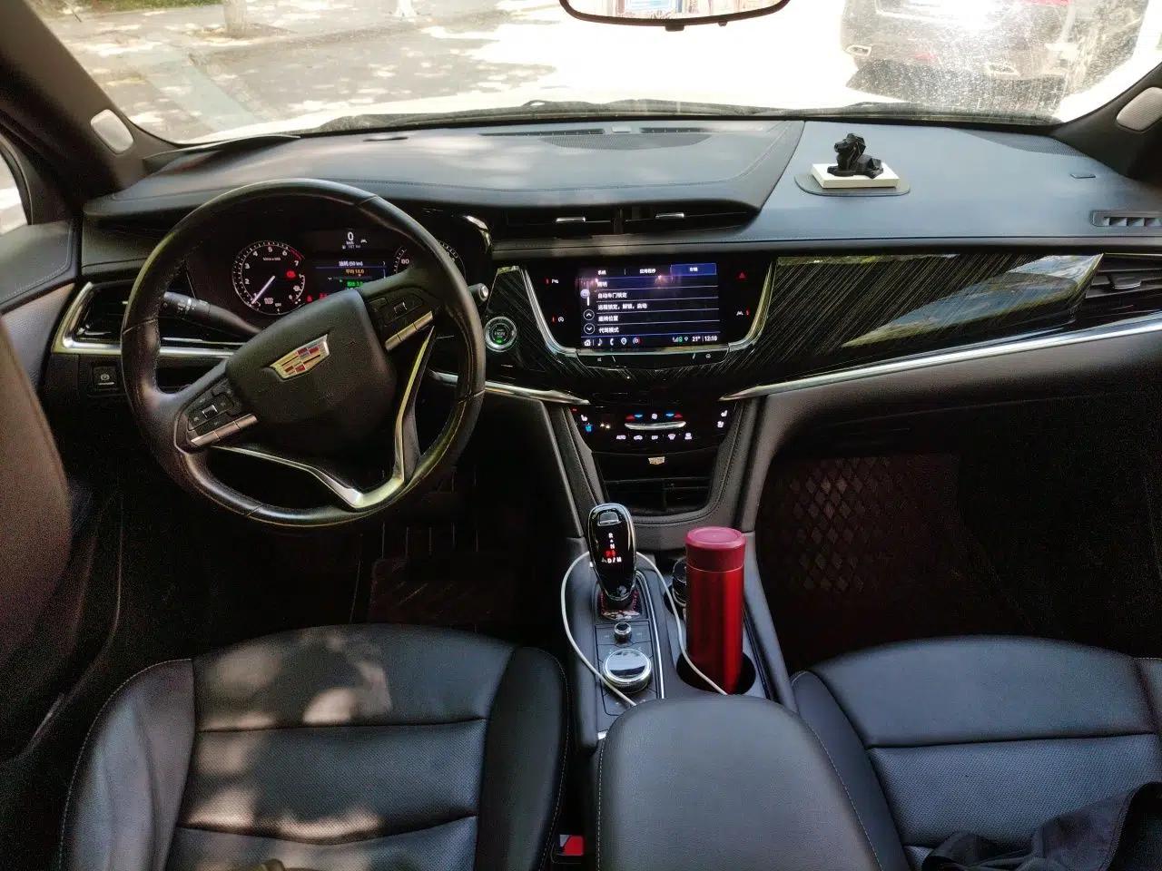 Cadillac XT6 2021 2.0T Six-Seater Four-Wheel-Drive Luxury Version — миниатюра 10