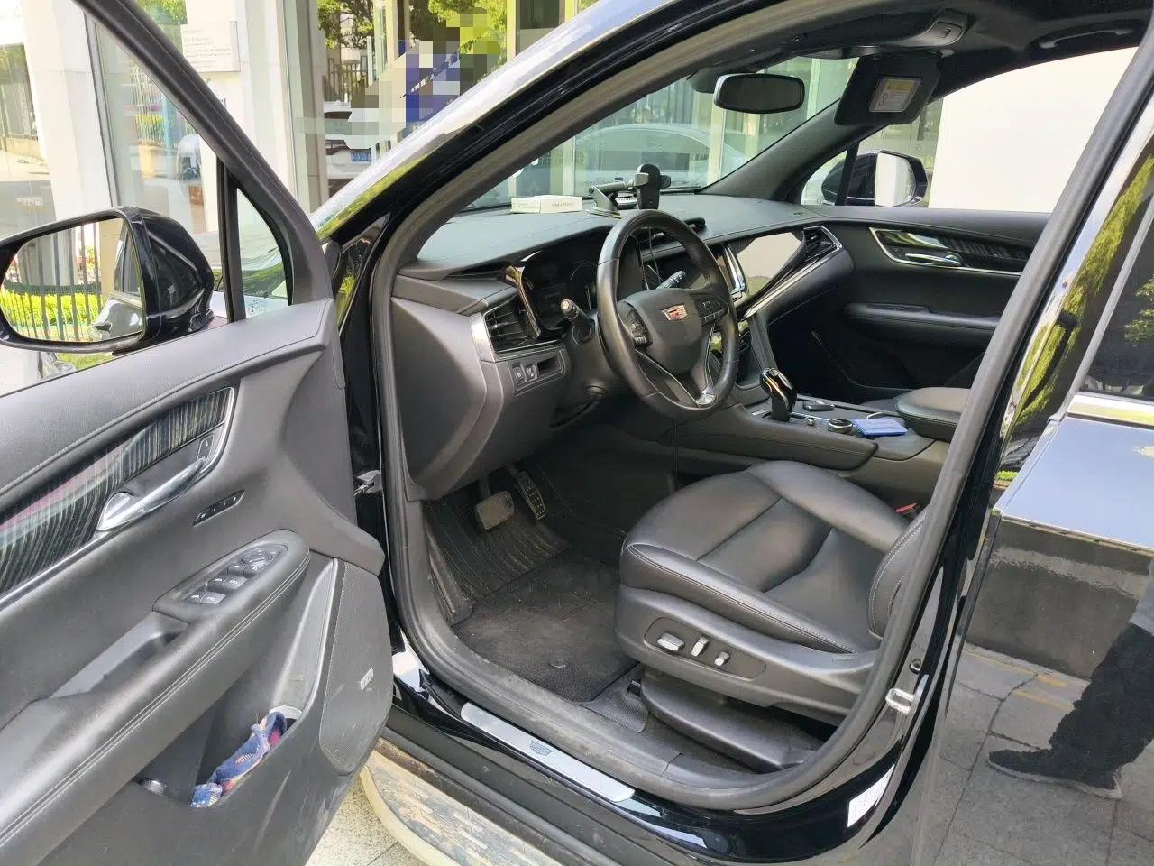 Cadillac XT6 2021 2.0T 6-Seater Two-Wheel Drive Luxury Version — миниатюра 17