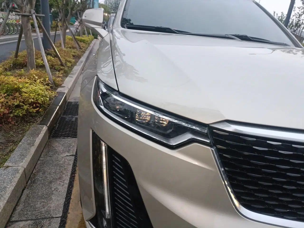 Cadillac XT6 2022 2.0T 7-Seater Four-Wheel Drive Luxury Version — миниатюра 7