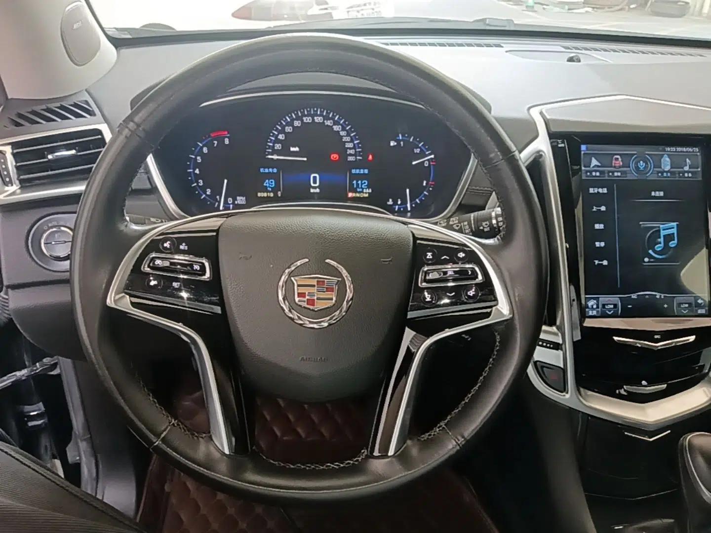 Cadillac SRX 2015 3.0L Comfort Version — миниатюра 13