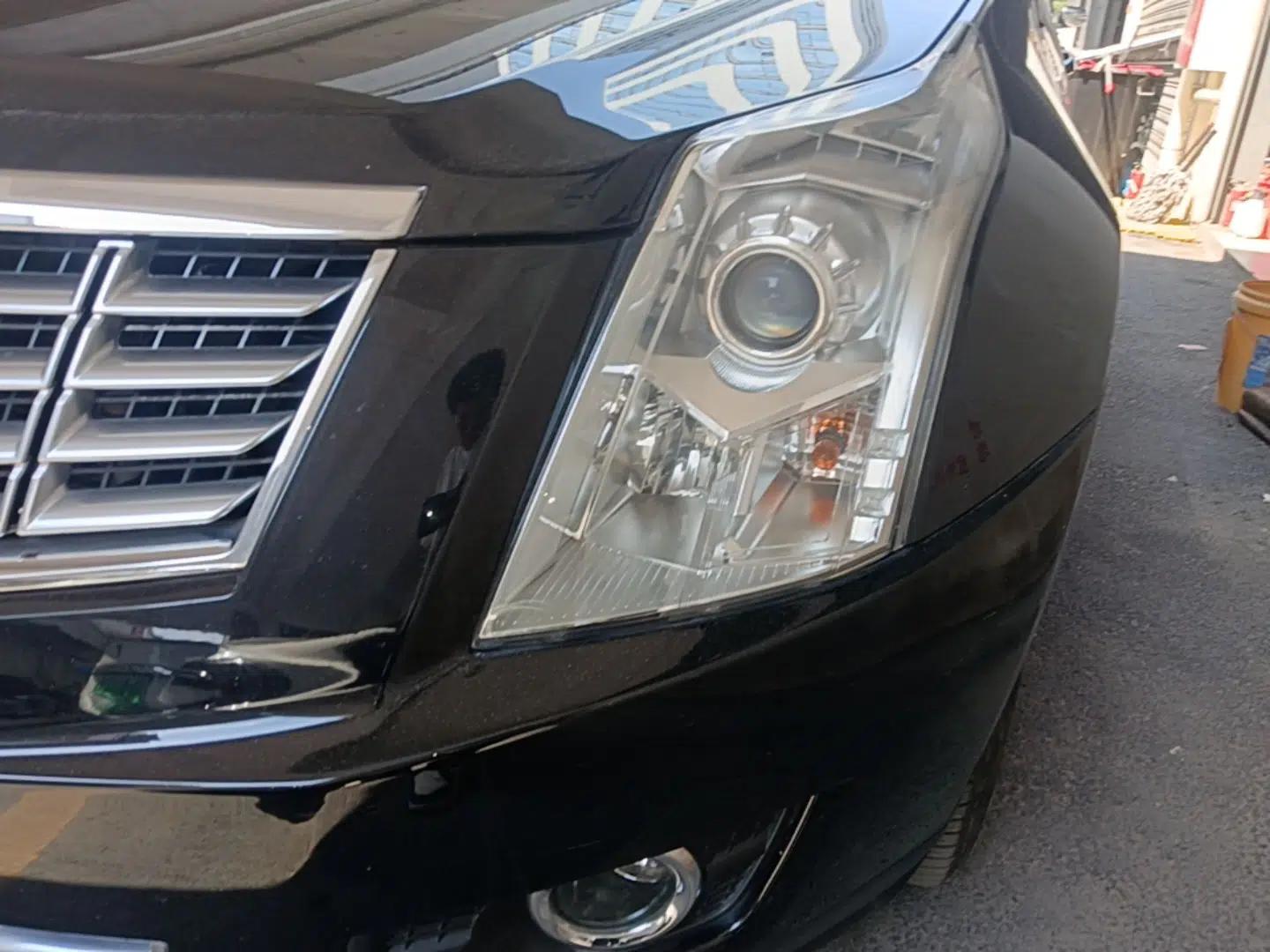 Cadillac SRX 2015 3.0L Comfort Version — миниатюра 5