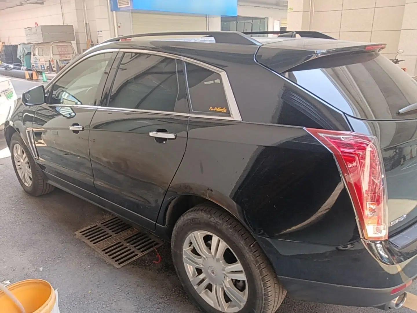 Cadillac SRX 2015 3.0L Comfort Version — миниатюра 7