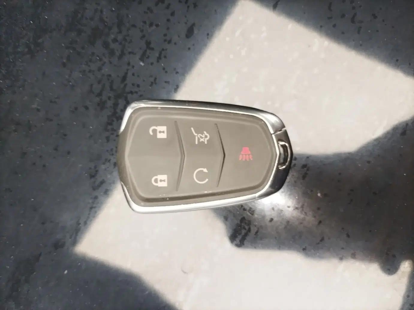 Cadillac SRX 2015 3.0L Elite Model — миниатюра 19