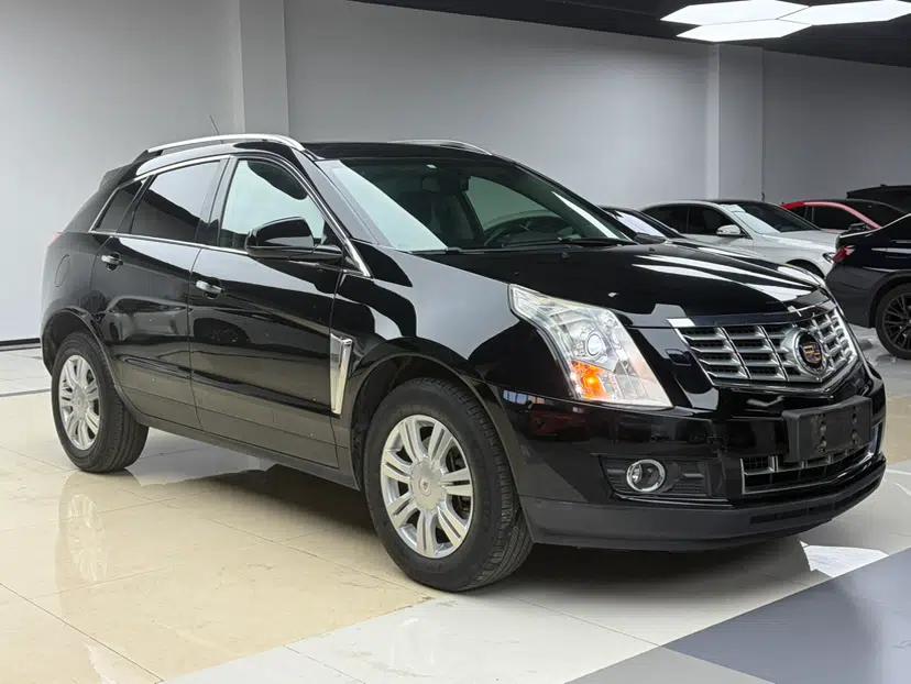 Cadillac SRX 2015 3.0L Elite Model — миниатюра 7