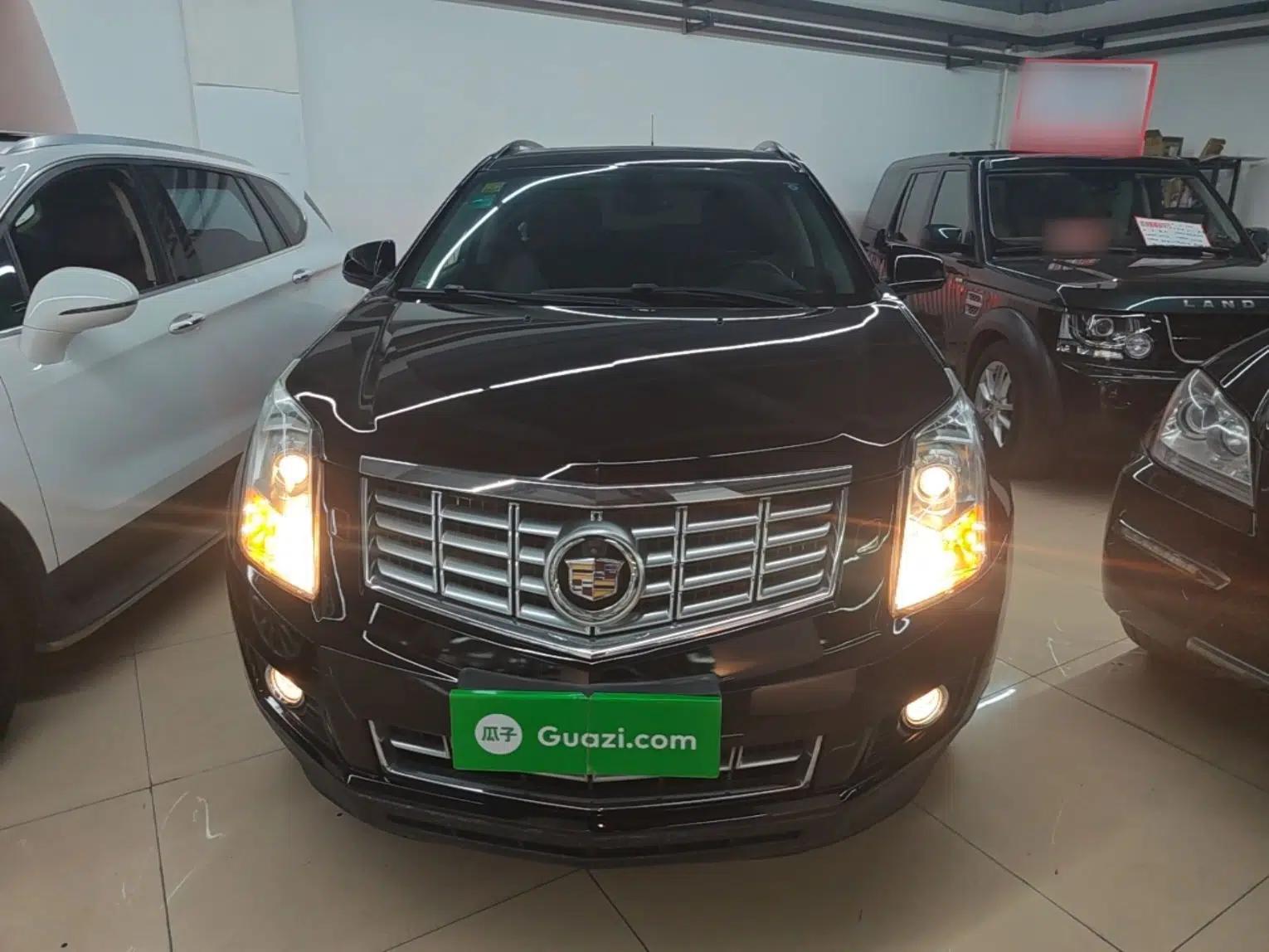 Cadillac SRX 2015 3.0L Comfort Version — миниатюра 2