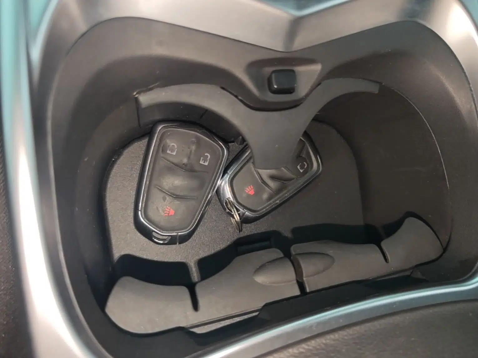 Cadillac SRX 2015 3.0L Comfort Version — миниатюра 22