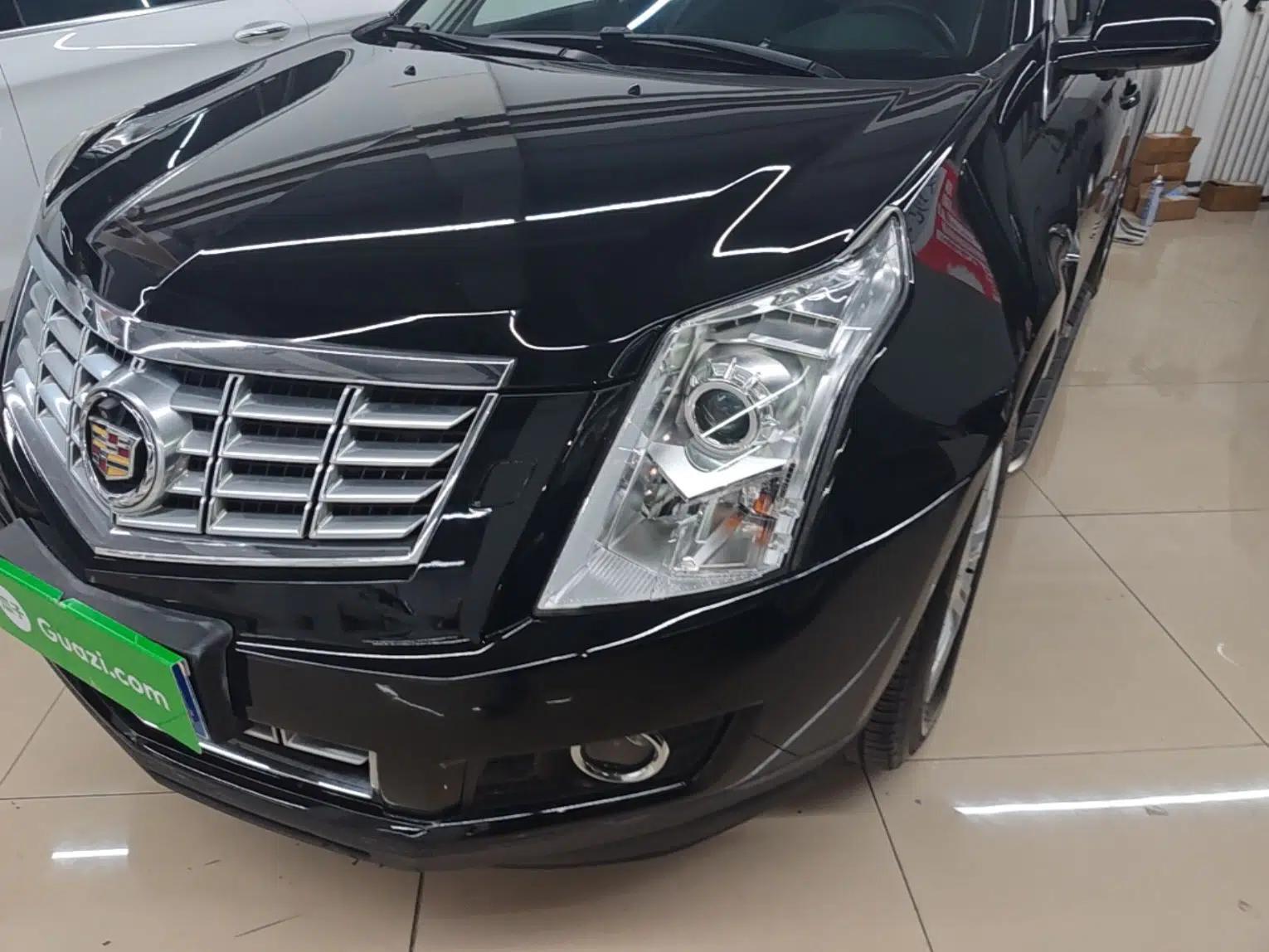 Cadillac SRX 2015 3.0L Comfort Version — миниатюра 5