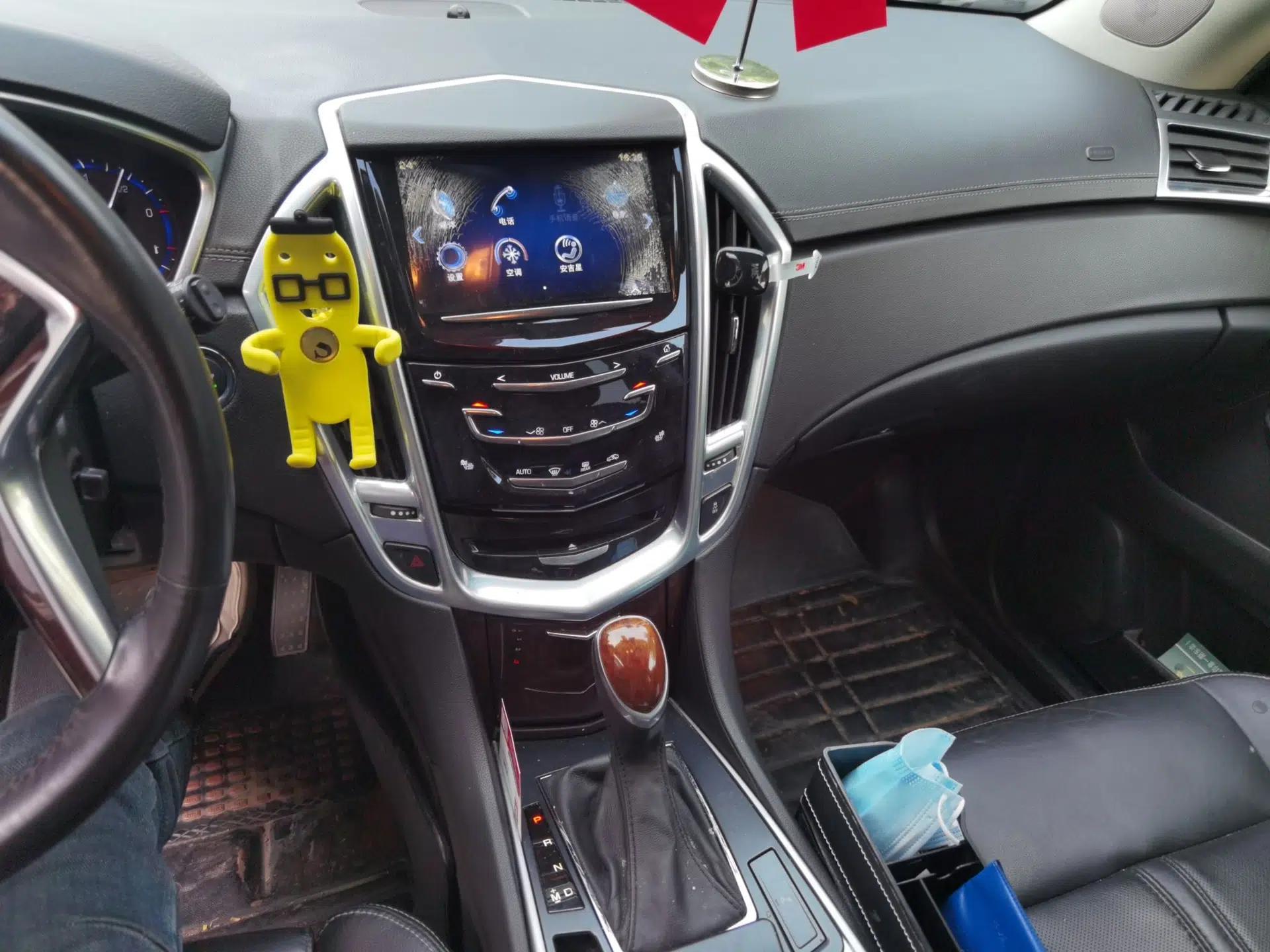 Cadillac SRX 2014 3.0L Elite Model — миниатюра 14