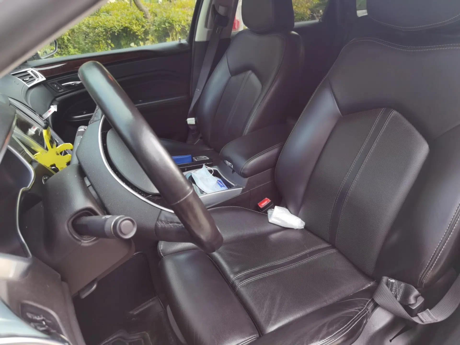 Cadillac SRX 2014 3.0L Elite Model — миниатюра 16